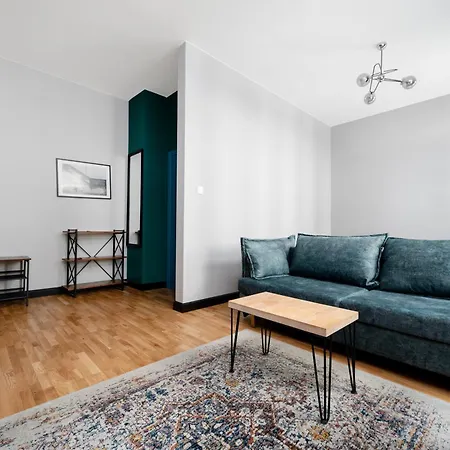 Apartment Piotrkowska Superior By Bookinghost
