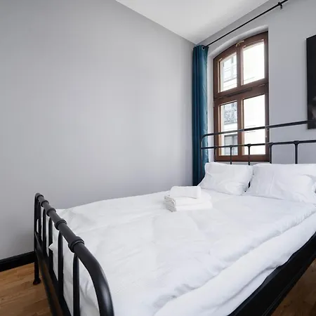 Piotrkowska Superior By Bookinghost Apartment
